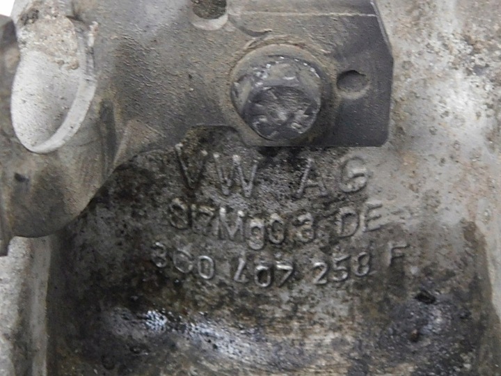 фото №10, Поворотный кулак правая перед 3c0407258f - vw passat b6 b7 cc 1.6 2.0 tdi tfsi