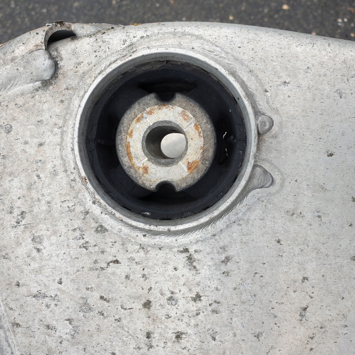 фото №9, Колиска підвішування задня підрамник балка траверса bmw 6 e63 e64 оригінальний номер