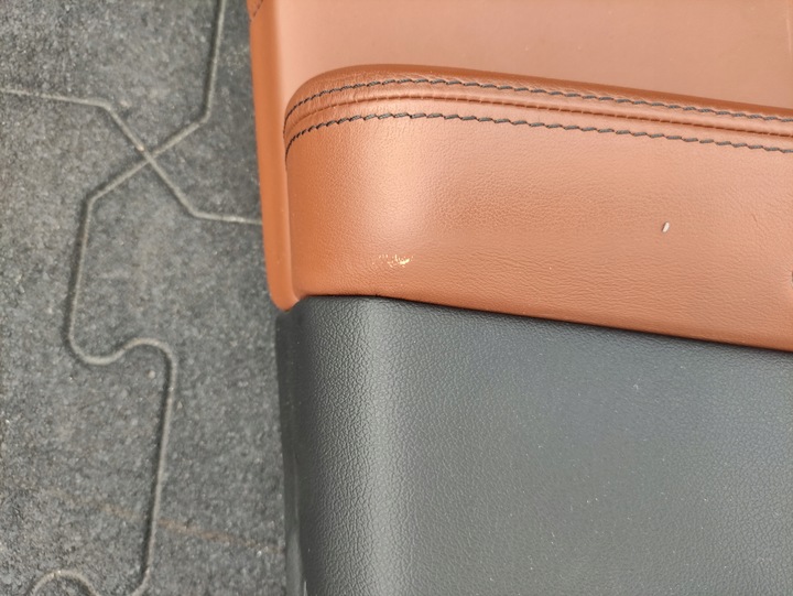 фото №11, Оббивка двері bowers wilkins bmw g07 merino kawowa tartufo