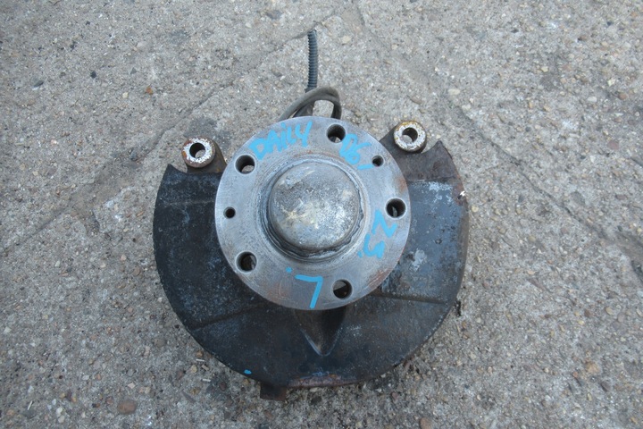 фото №1, Iveco daily 06r 2.3 hpi поворотный кулак ступица левая