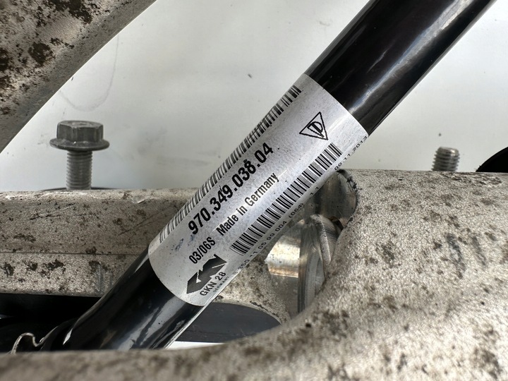 фото №10, Амортизатор правий пневматичний поворотна опора porsche panamera 970 рестайлінг gts