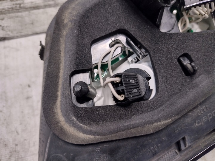 фото №14, Лампа правий зад w кришка багажника mercedes w212 sedan a2128203264