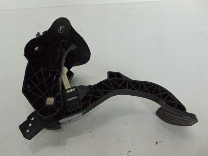 фото №1, Педаль зчеплення помпа berlingo iv rifter combo e