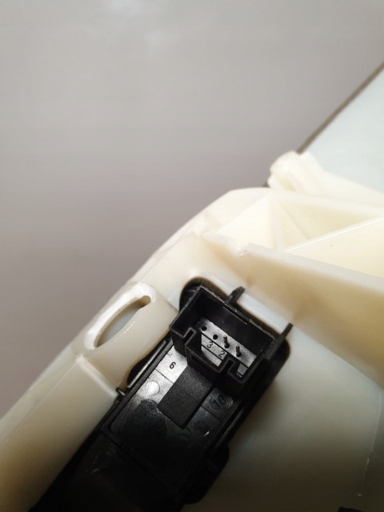 фото №12, Vw passat cc підлокітник ручка шкіра хром лівий зад 3c8867363