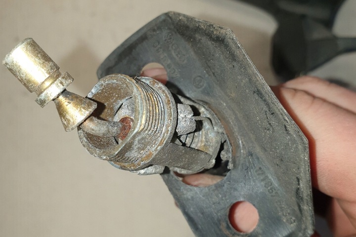 фото №7, Зеркало левая vw golf ii 19e, 1g1 171857501f 1984