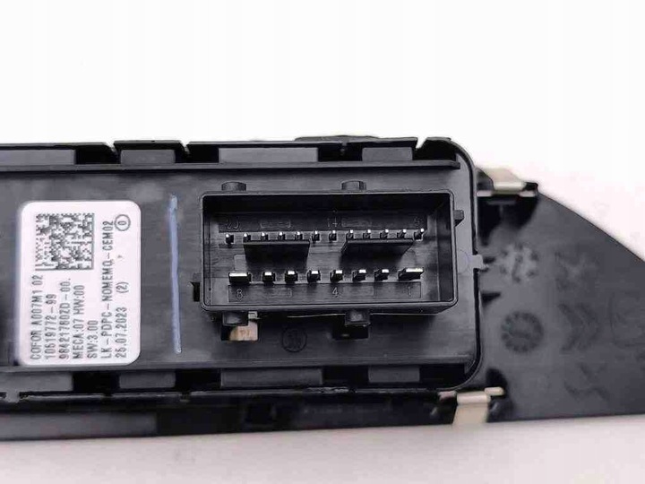 фото №8, Кнопка управление стекло задних правых дверь peugeot 2008 ii 1051977299