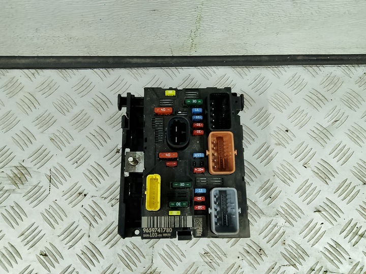 фото №1, Citroen c3 i рестайлинг 2008 модуль коробка bsm 9659741780 lo3