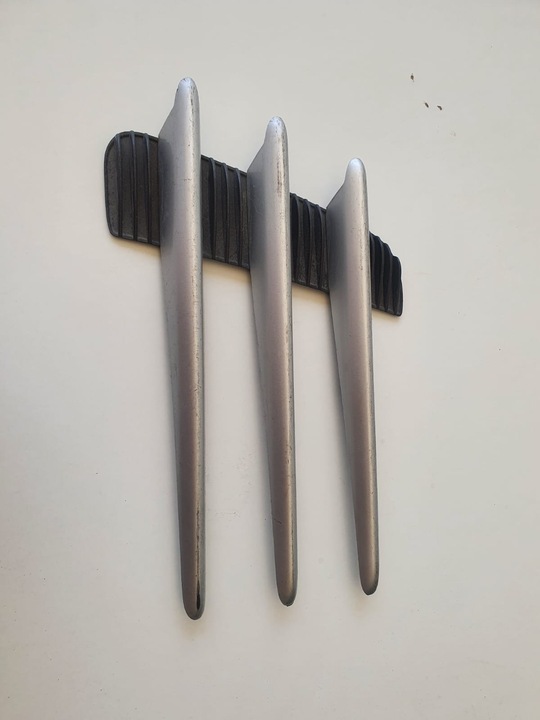 фото №1, Chrysler crossfire решётка крыльев правая перед