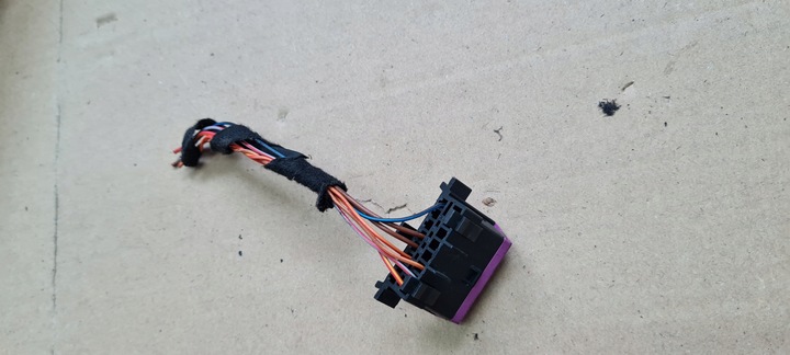 фото №1, A7 4g s7 гнездо штекер obd 3a0972695a соединитель a6 c7 4g