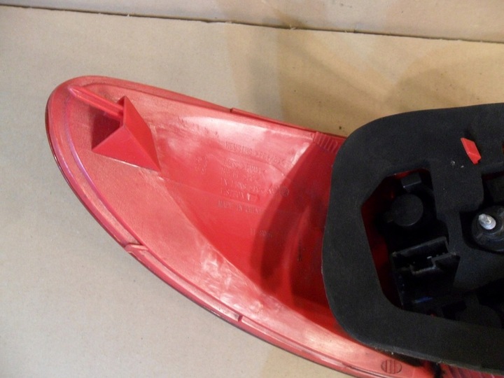 фото №11, Лампа правий зад європа peugeot 206 plus 9685618180