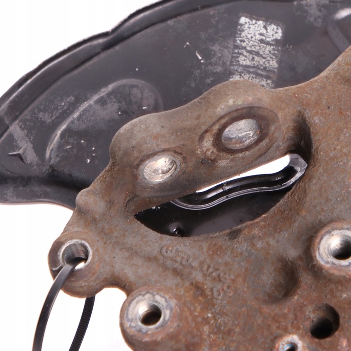 фото №9, Mercedes w204 поворотный кулак диск колёса правые перед a2043320201