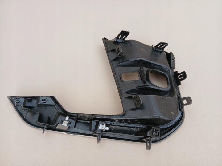фото №10, Lexus lbx 2024- решётка решётка бампера правая перед 81481-52880
