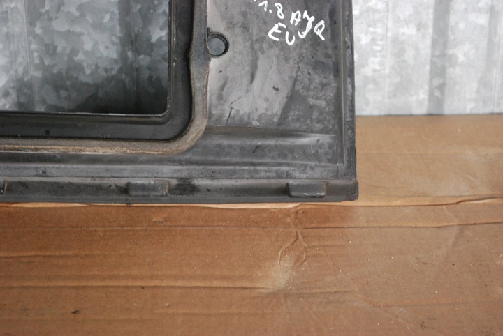 фото №8, Корпус фільтра салонного audi tt 8n eu 1j1819640a