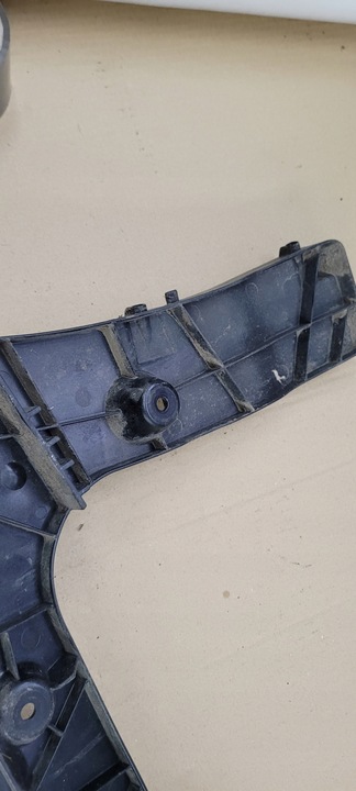 фото №9, Крепление бампера audi t. a6 15- le