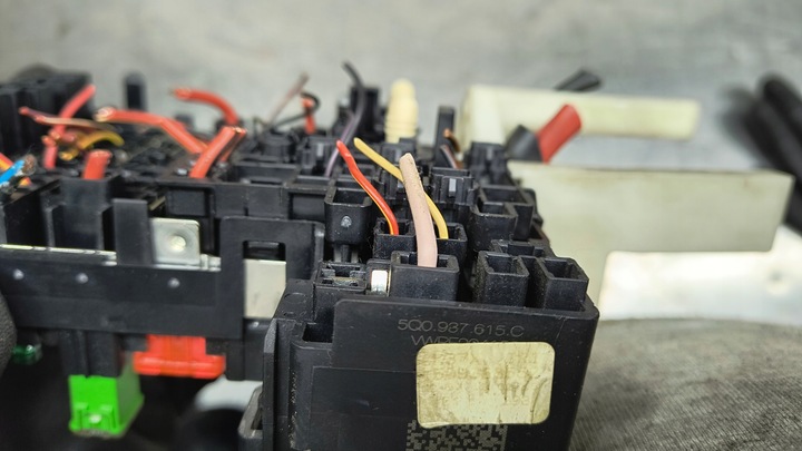 фото №11, Коробка предохранителей seat leon iii 12- 1.6 tdi