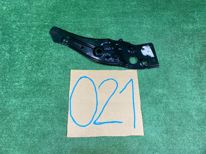 фото №14, Dacia duster ii кронштейн усилитель панель крепления фар ремня перед правый 625183137r