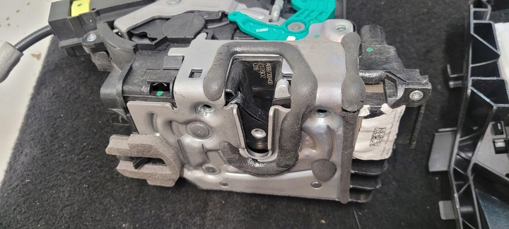 фото №10, Ручка замок w253 w205 w213 a2220064099 a2220063999 a0997602200 a0997604600