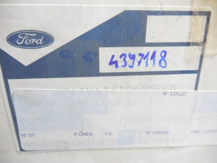 фото №7, Передняя панель раздаточная пепельница ford transit connect mk1 оригинальный номер 4397118