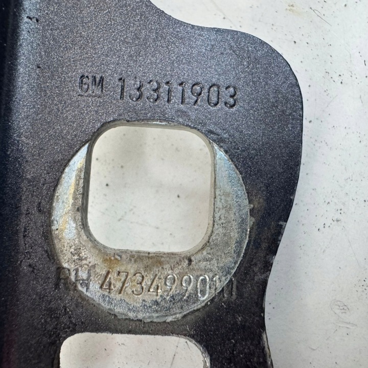 фото №13, Петлі капота комплект ліве праве opel corsa e d oem номер оригінал 13311903