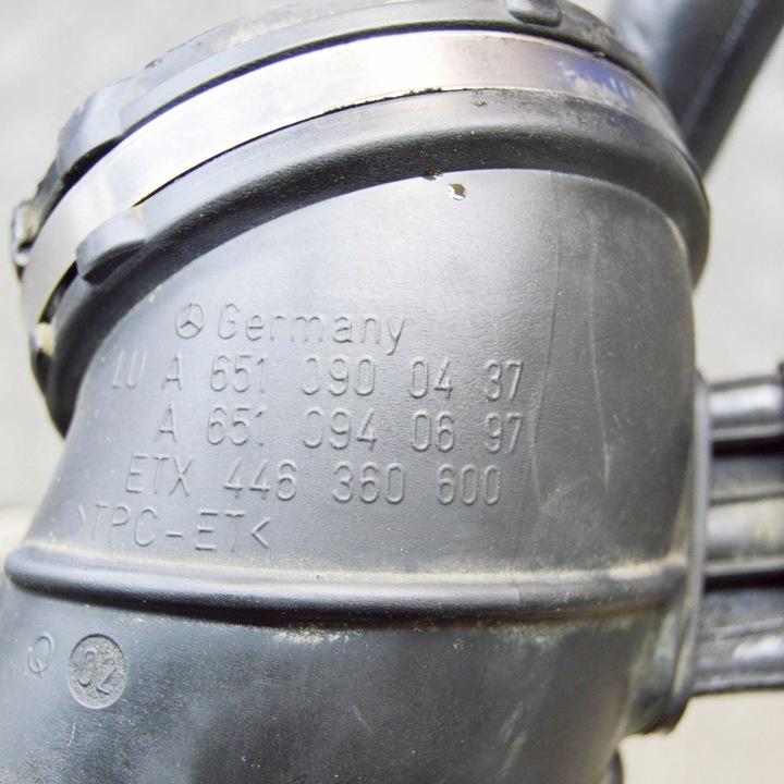 фото №6, Mercedes-benz c w204 2011 запчастина труби впуск повітря