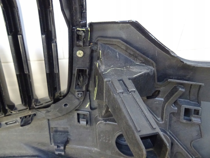 фото №13, Volvo xc60 ii 2 рестайлинг 21- надпись бампер перед передний 32296892 pdc4