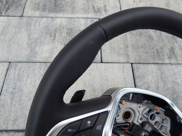 фото №9, Renault clio v captur ii- кермо з підігрівом łopatk