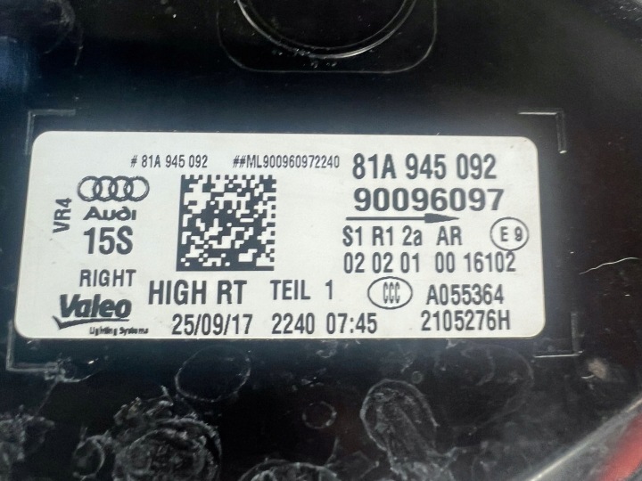 фото №10, Лампи задні зад комплект ліва права зад audi q2 81a 81a945091 81a945092