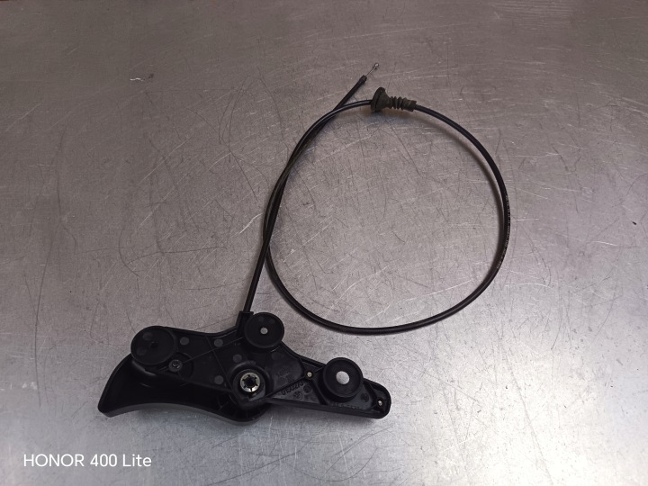 фото №6, Bmw 3 e90 e91 трос ручка открывания капота 9150273 7058117