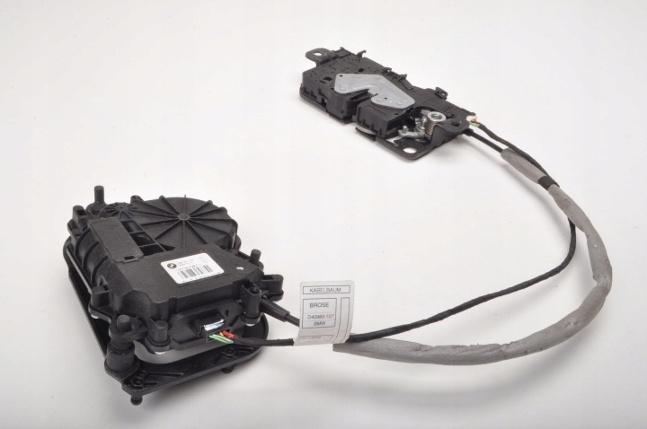 фото №8, Bmw g11 g12 замок доводження задньої кришки багажника комплект 7441014 7357097