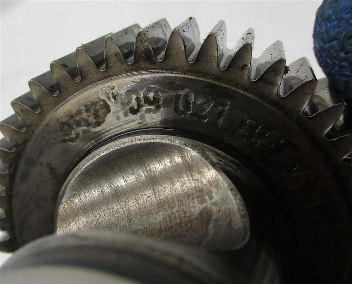 фото №8, Вал левый всасывающий a8 d3 4.2 tdi bvn btr 057109101bf