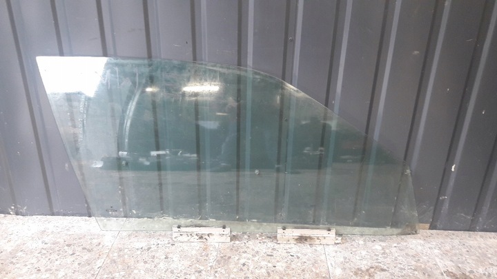 фото №1, Скло двері праві перед bmw e36 compact