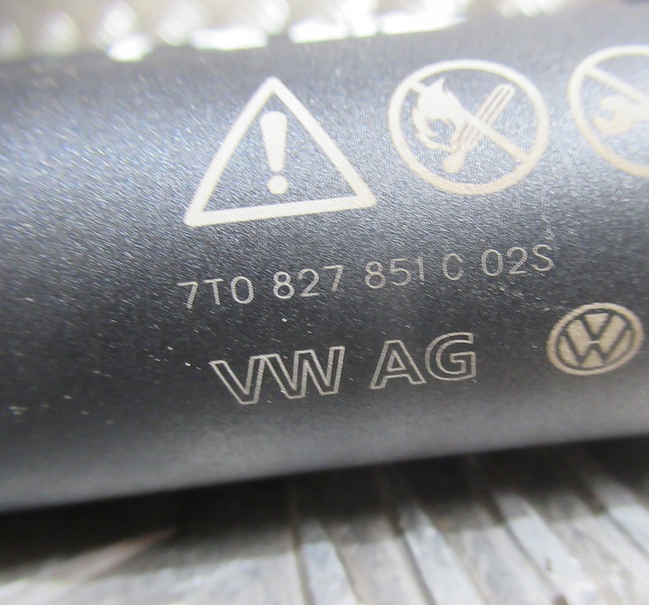 фото №6, Vw volkswagen t7 multivan амортизатор електричний кришки багажника 7t0827851c