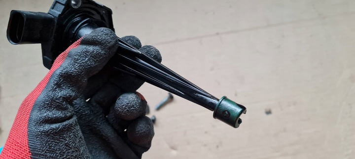 фото №10, A4 b9 8w датчик уровня масла 2.0 tdi 07p907660 vw audi q5 80a a5 8w