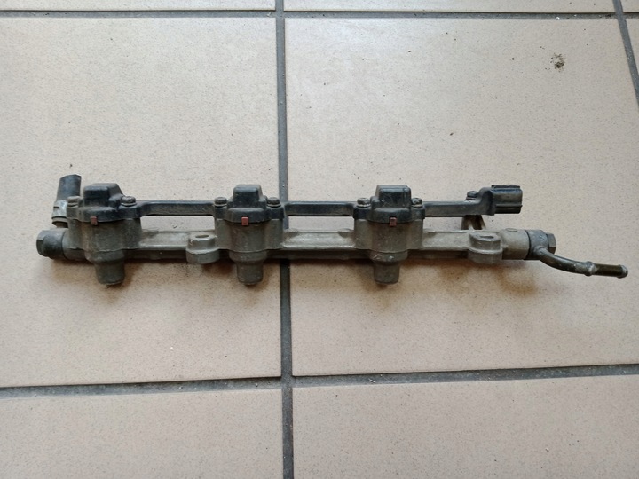 фото №11, Mazda mx-3 1,8 v6 планка вприскувальний + форсунки