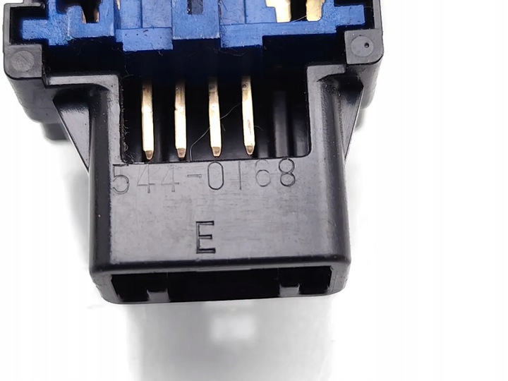 фото №7, Toyota rav4 переключатель / кнопка открывания крышки задней / багажника 2017