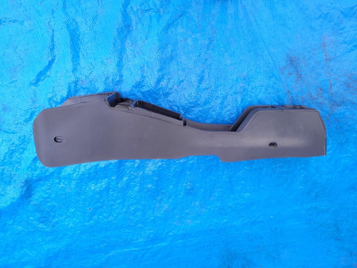 фото №8, Запчасти | astra h туннель средний бардачок европа 13116955