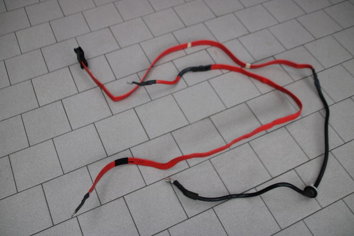 фото №1, Audi a8 d4 4h кабель шланг акумулятора плюсовой 4h0971225b