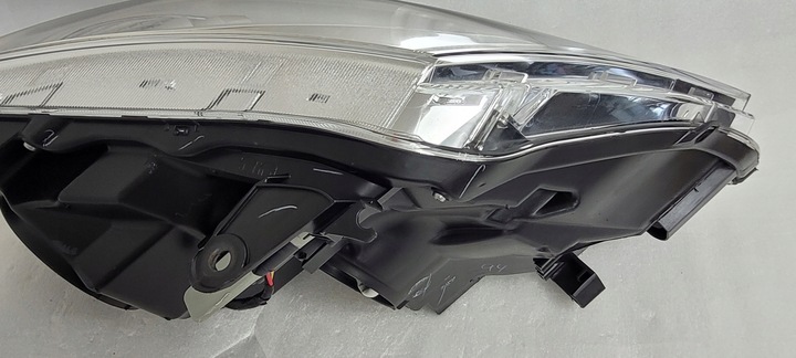 фото №7, Лампа левая линза led toyota avensis iii t27 рестайлинг 2011- koito 05-26