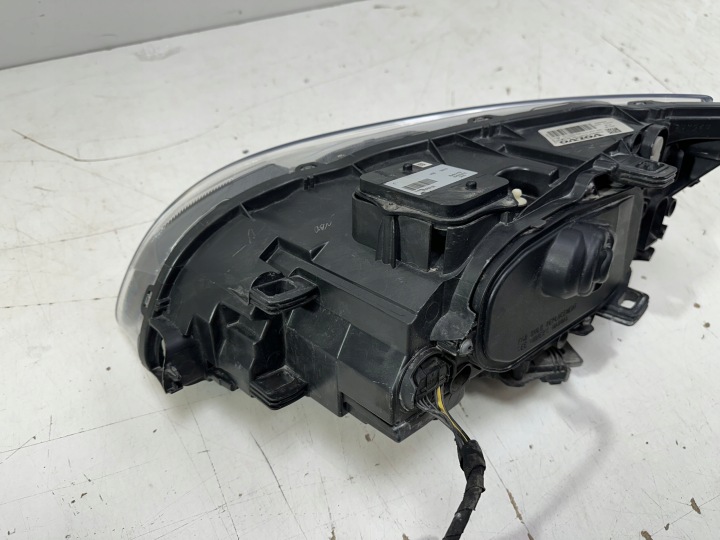 фото №11, Праве ксенон volvo v60 i рестайлінг поворотний 2013- 31420254 оригінал демонтаж
