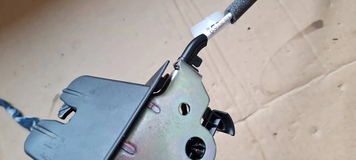 фото №6, Q7 4m ii замок крышки багажника зад трос доводчик 4m0827506d