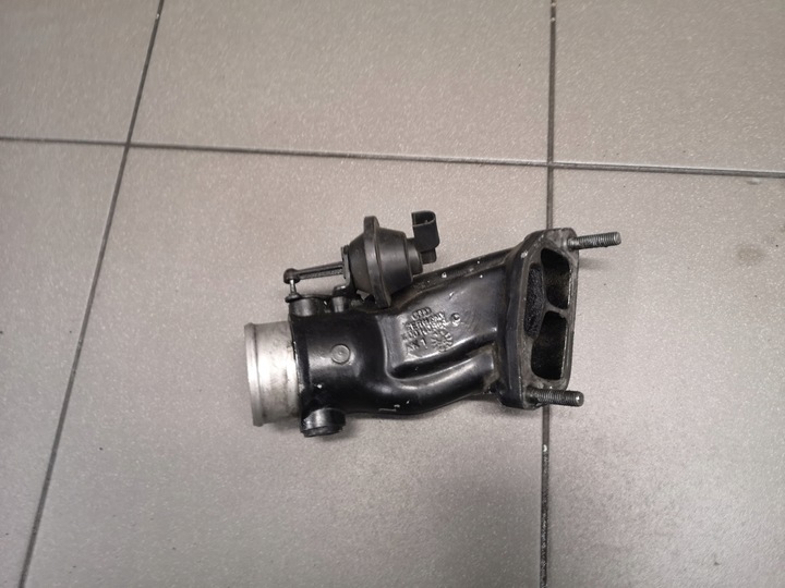 фото №4, Дросельна заслінка audi a8 d2 2.5 tdi afb 4d0145950p