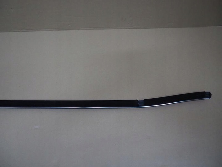 фото №7, Планка накладка двері ущільнювач скла правий зад mercedes eqb x243