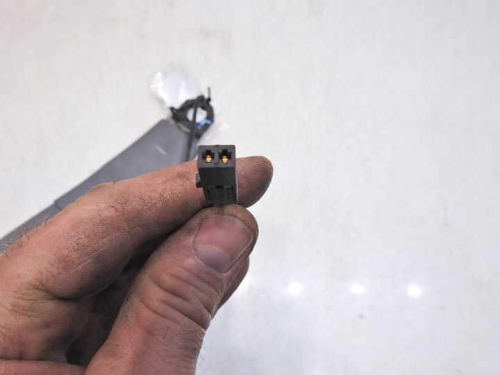 фото №2, Застібка ременя безпеки лівий перед sebring iii