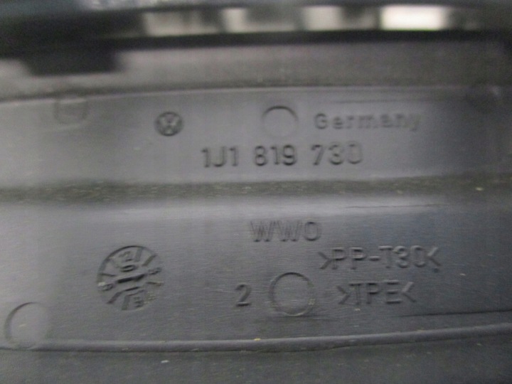фото №4, Решітка повітропровід vw golf iv 1j1819730 1j1819704c