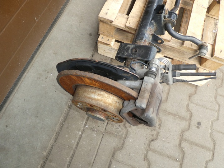 фото №5, Підвішування балка вісь зад vw caddy iv 2k5500051bp