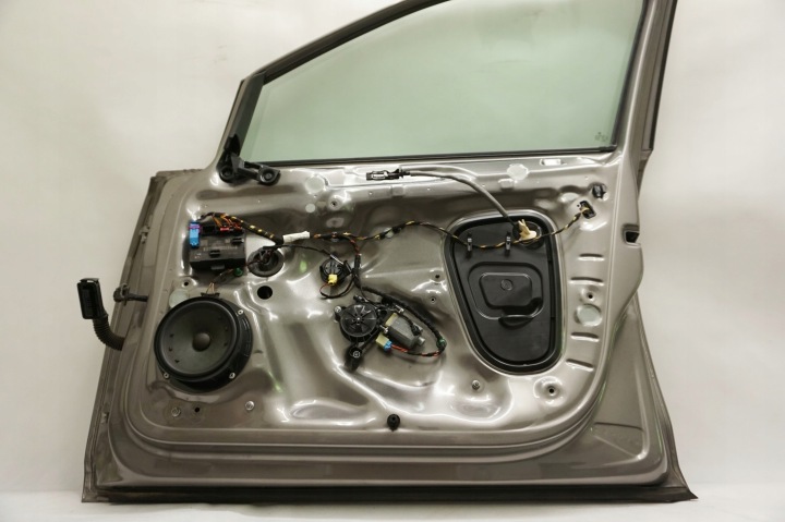 фото №11, Праві двері передні vw golf vii 7 gti la7n hb