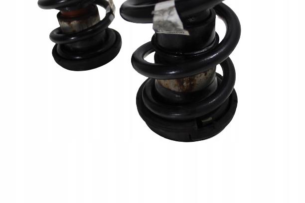 фото №12, Chrysler pacifica 17- пружини заднього підвішування