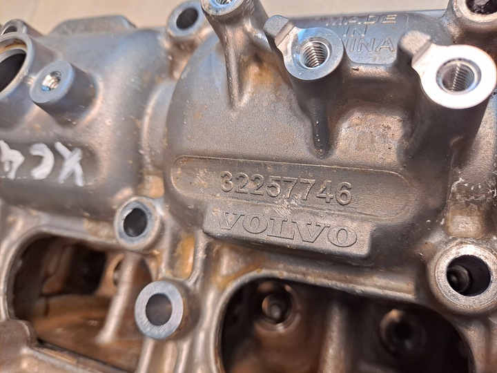 фото №7, Головка двигуна volvo xc40 2.0b 32257826 32257746
