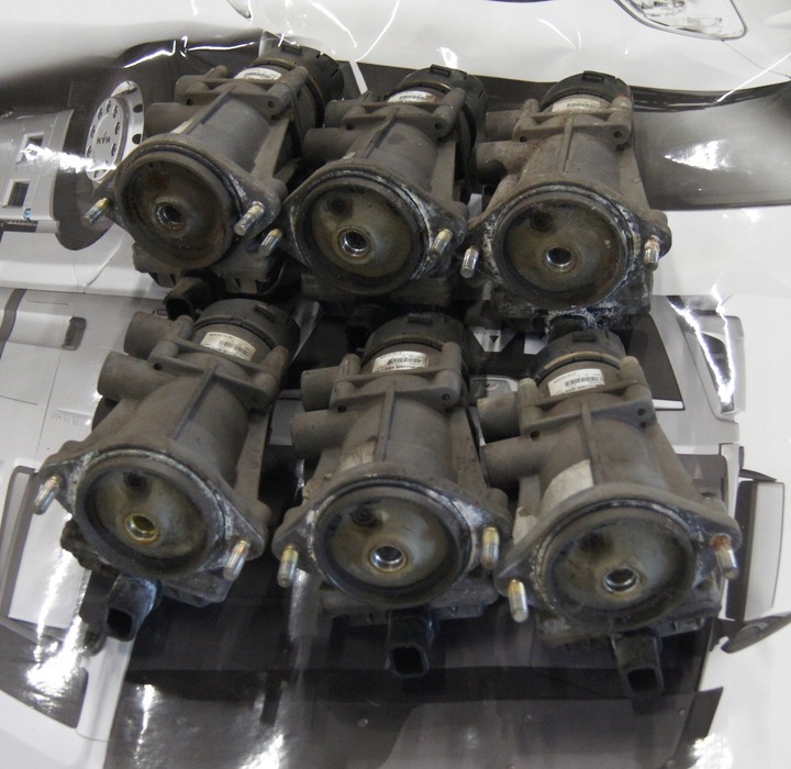 фото №5, Клапан головний гальма 81.52130-6298 man tgx tgs tga