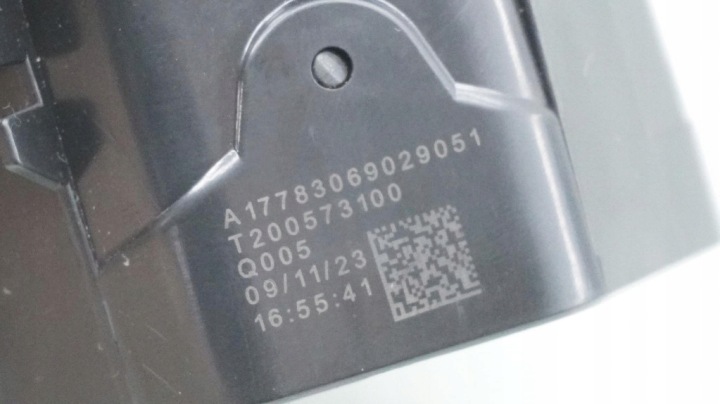 фото №5, Решітка повітропровід права mercedes cla w118 a1778306902